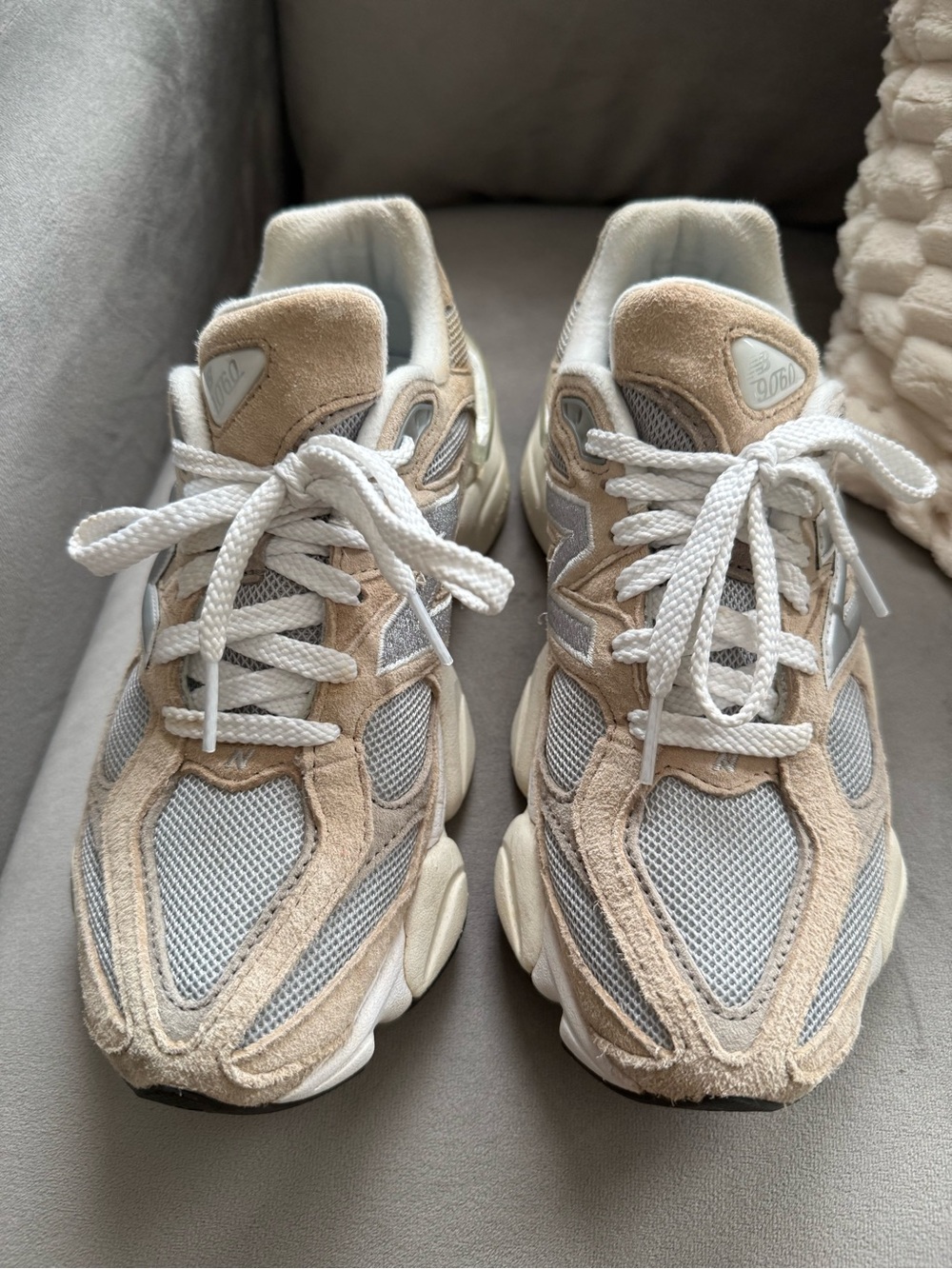 New Balance White and Beige Athletic Sneaker Interior